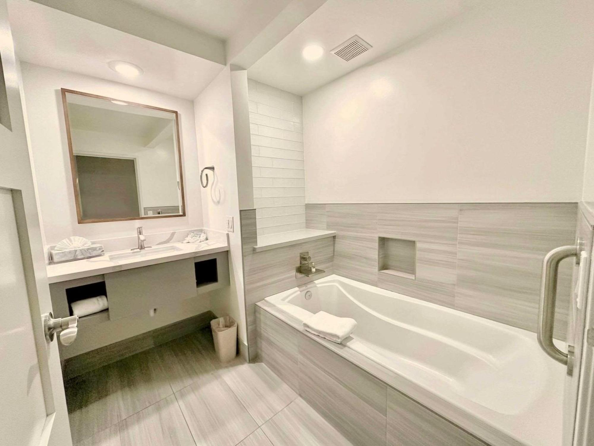 The Volare, Ascend Hotel Collection San Clemente Exterior photo
